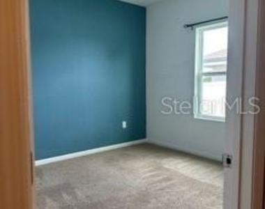 16119 Florets Drive - Photo Thumbnail 15
