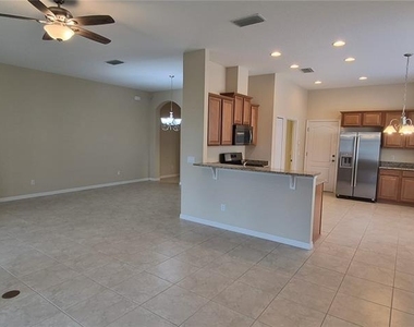 108 Flame Vine Way - Photo Thumbnail 6