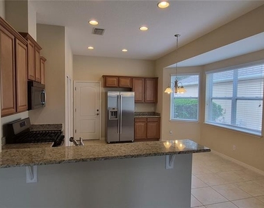 108 Flame Vine Way - Photo Thumbnail 7