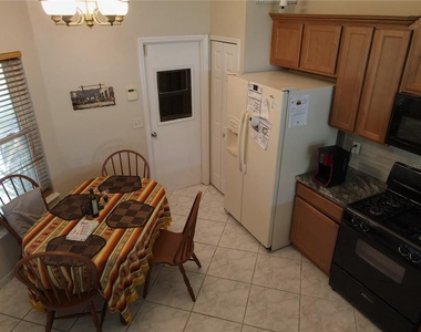 1717 Burnham Court - Photo Thumbnail 20