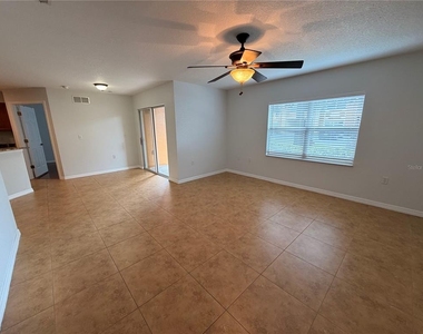 4600 E Moody Boulevard - Photo Thumbnail 2