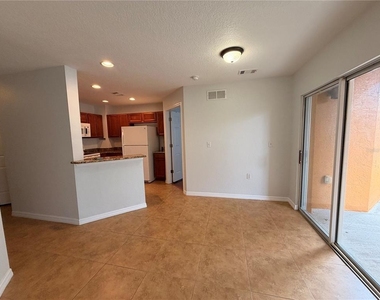 4600 E Moody Boulevard - Photo Thumbnail 8