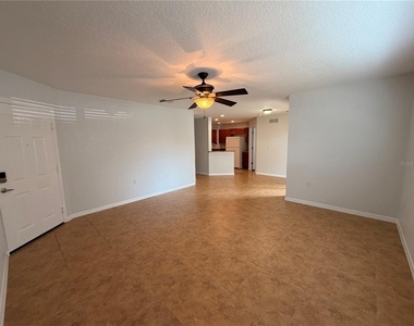 4600 E Moody Boulevard - Photo Thumbnail 3