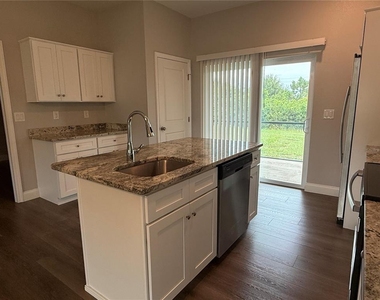 10371 Kidron Avenue - Photo Thumbnail 3
