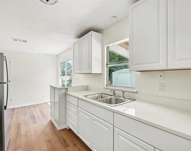 6515 3rd Street Court W - Photo Thumbnail 17