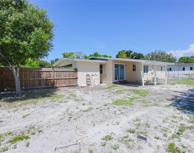 6515 3rd Street Court W - Photo Thumbnail 50