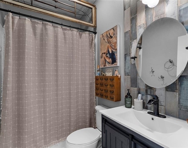 4936 Creekside Trail - Photo Thumbnail 17