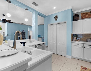 4936 Creekside Trail - Photo Thumbnail 5