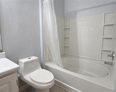 4802 51st Street W - Photo Thumbnail 12