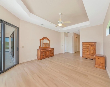 2012 Island Estates Drive - Photo Thumbnail 7