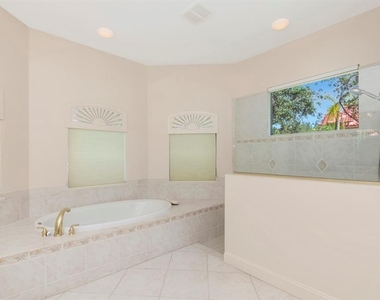 2012 Island Estates Drive - Photo Thumbnail 18