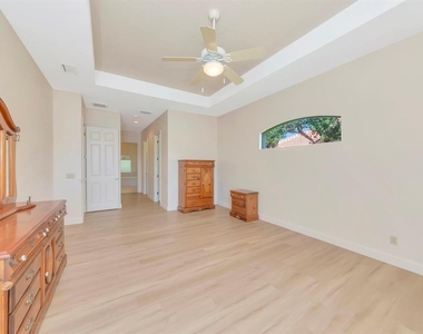2012 Island Estates Drive - Photo Thumbnail 15