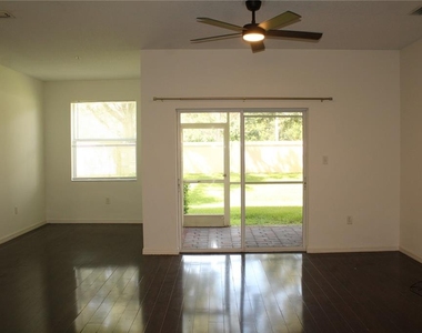 3429 Parkridge Circle - Photo Thumbnail 11