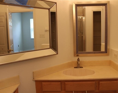 3429 Parkridge Circle - Photo Thumbnail 24