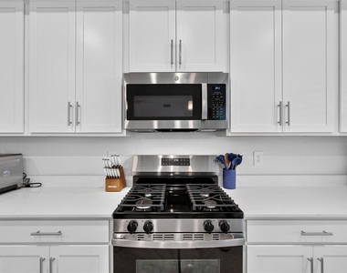 19209 Cherrystone Way - Photo Thumbnail 16