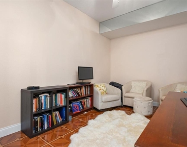 610 Riviera Dunes Way - Photo Thumbnail 14