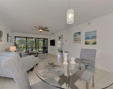 952 N Beneva Road - Photo Thumbnail 11