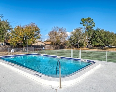 952 N Beneva Road - Photo Thumbnail 41