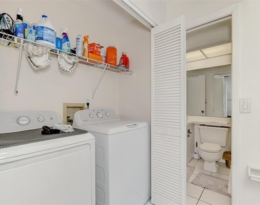 952 N Beneva Road - Photo Thumbnail 37