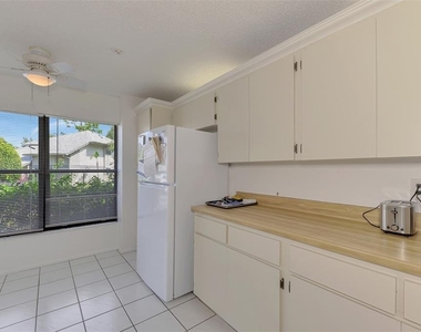 952 N Beneva Road - Photo Thumbnail 21