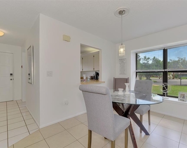 952 N Beneva Road - Photo Thumbnail 9
