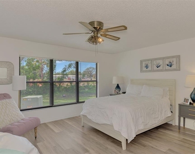 952 N Beneva Road - Photo Thumbnail 26