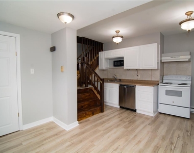 215 Franklin Street - Photo Thumbnail 3