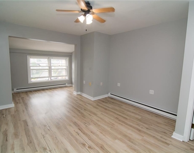 215 Franklin Street - Photo Thumbnail 13