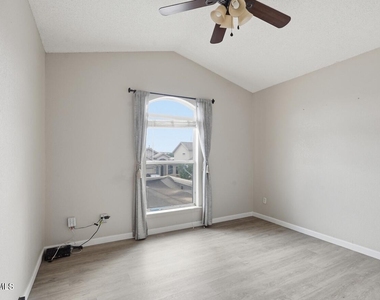9900 Marine Circle - Photo Thumbnail 8