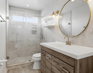 9900 Marine Circle - Photo Thumbnail 9