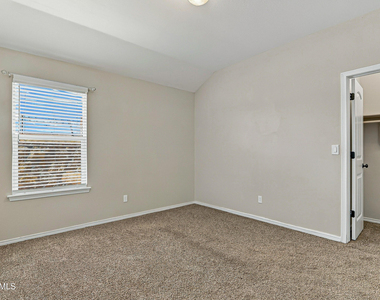 13805 Garforth Avenue - Photo Thumbnail 27