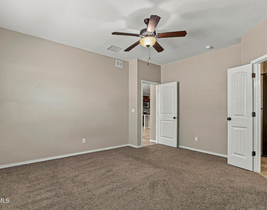 13805 Garforth Avenue - Photo Thumbnail 7