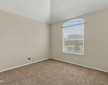 13805 Garforth Avenue - Photo Thumbnail 30
