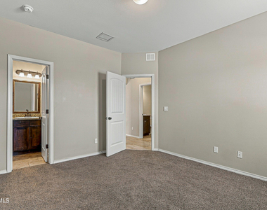 13805 Garforth Avenue - Photo Thumbnail 26
