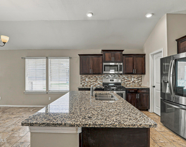 13805 Garforth Avenue - Photo Thumbnail 17