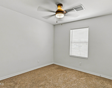 10620 Hidden Arch Place - Photo Thumbnail 15