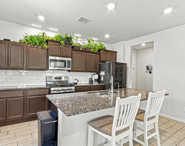 10620 Hidden Arch Place - Photo Thumbnail 27