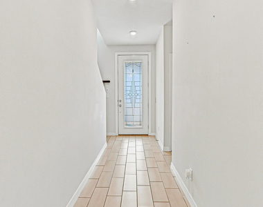10620 Hidden Arch Place - Photo Thumbnail 32