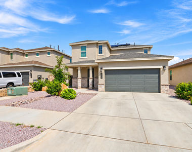 10620 Hidden Arch Place - Photo Thumbnail 2