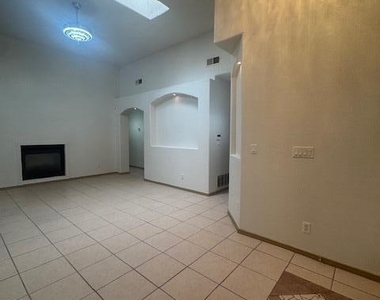 13737 Paseo Sereno Drive - Photo Thumbnail 12