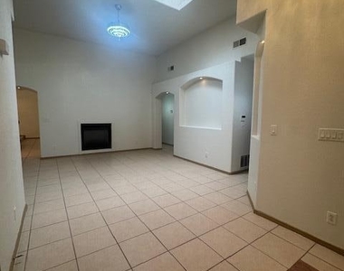 13737 Paseo Sereno Drive - Photo Thumbnail 29