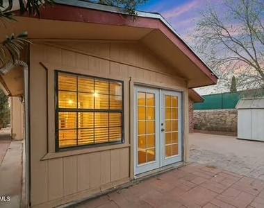 12052 Bellows Court - Photo Thumbnail 30
