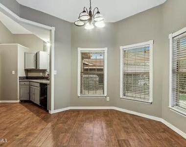 12052 Bellows Court - Photo Thumbnail 11