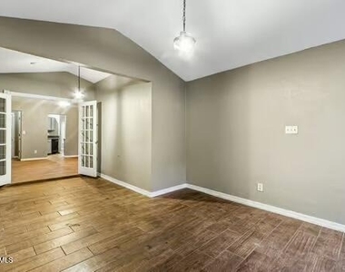 12052 Bellows Court - Photo Thumbnail 27