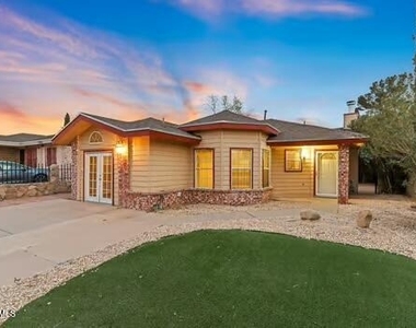 12052 Bellows Court - Photo Thumbnail 2