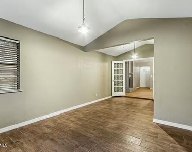 12052 Bellows Court - Photo Thumbnail 26