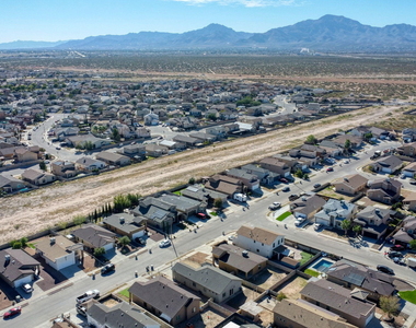 7213 Copper Trail Avenue - Photo Thumbnail 41