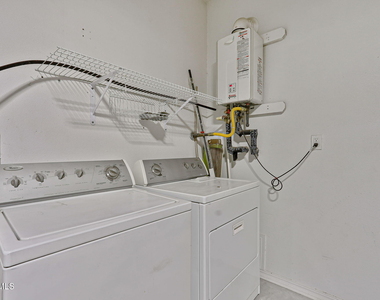 7213 Copper Trail Avenue - Photo Thumbnail 25