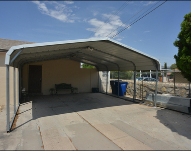 6106 Tejas Drive - Photo Thumbnail 3