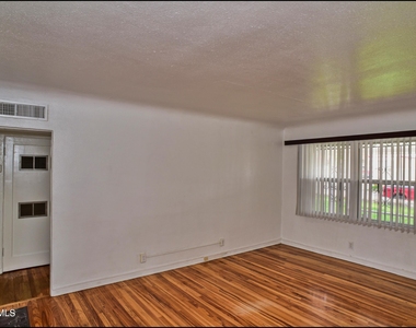 815 Ellis Street - Photo Thumbnail 8